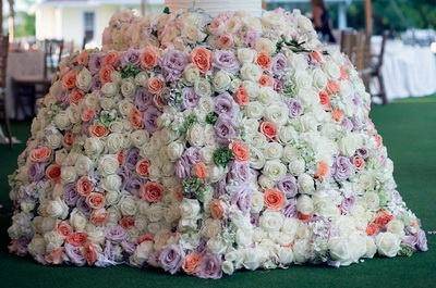 wedding cake tablecloth