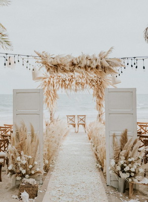 Junebug this beachy boho wedding at the sanctuary vietnam is like a royal mermaid affair hipster wedding 42 700x955 1